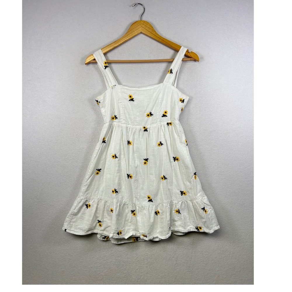 Rewind White‎ Sunflower Embroidered Tiered Ruffle Mini Dress S